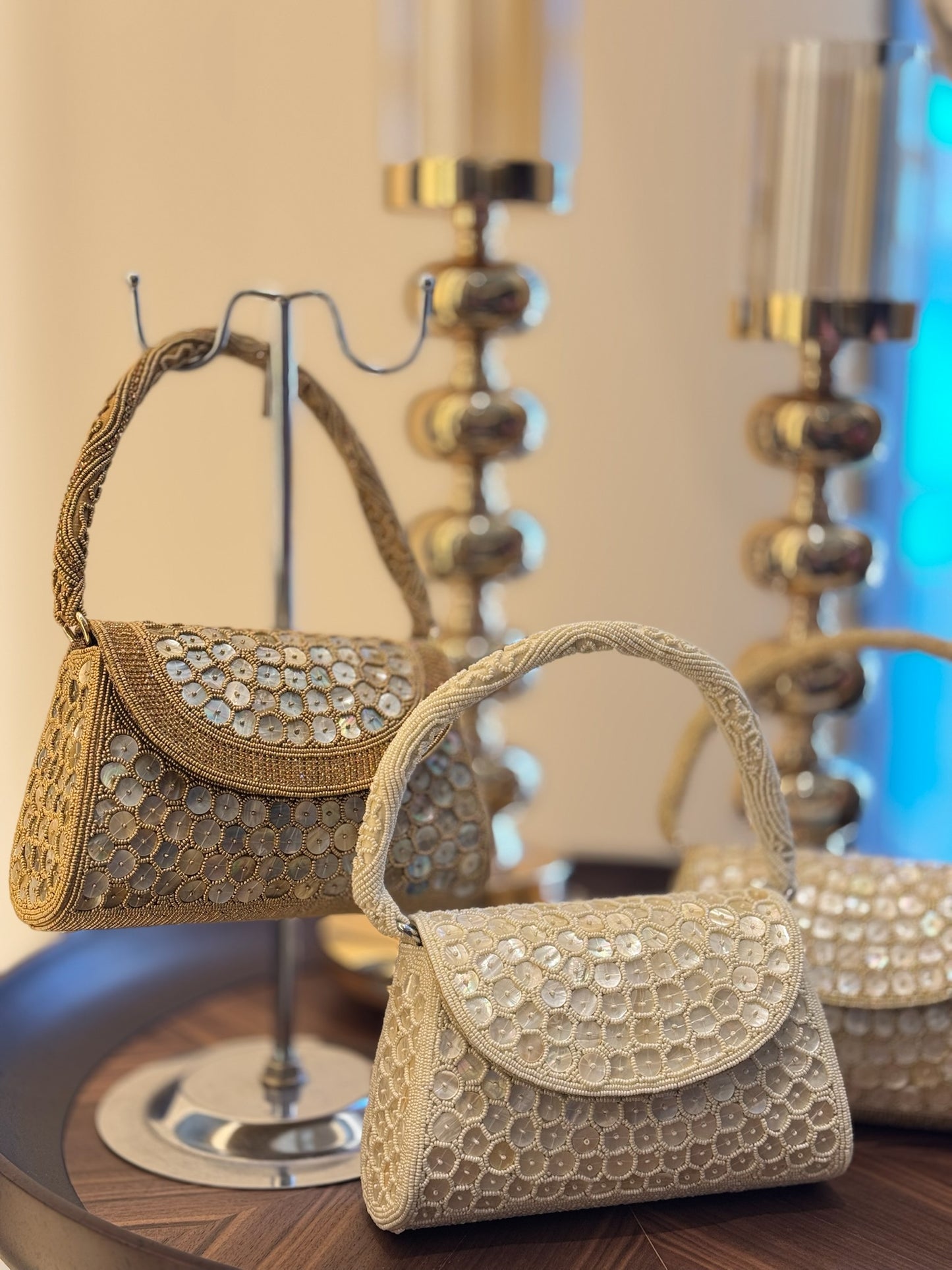Lustre Pearl Clutch