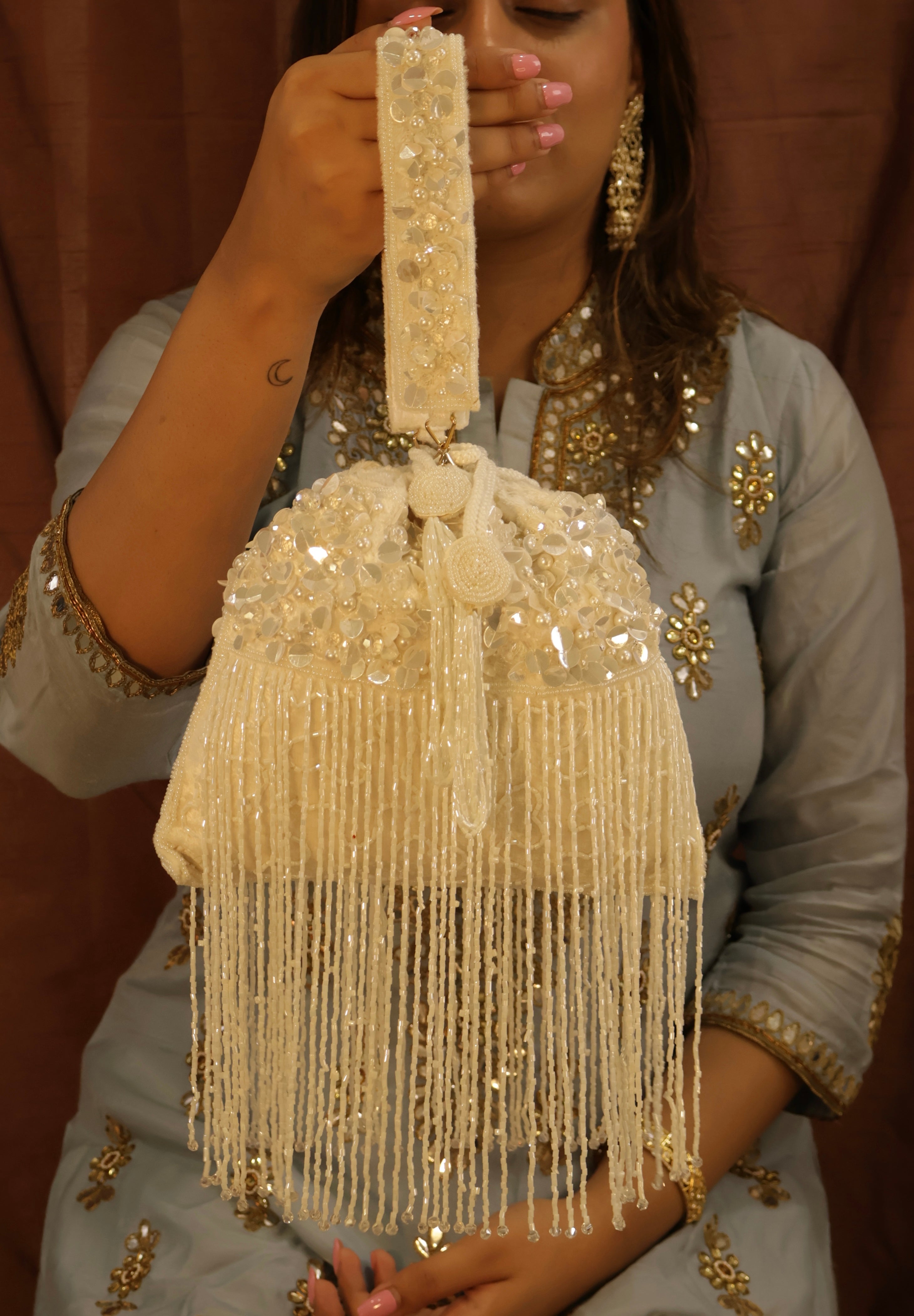 Ivory Tassel Grace Bag