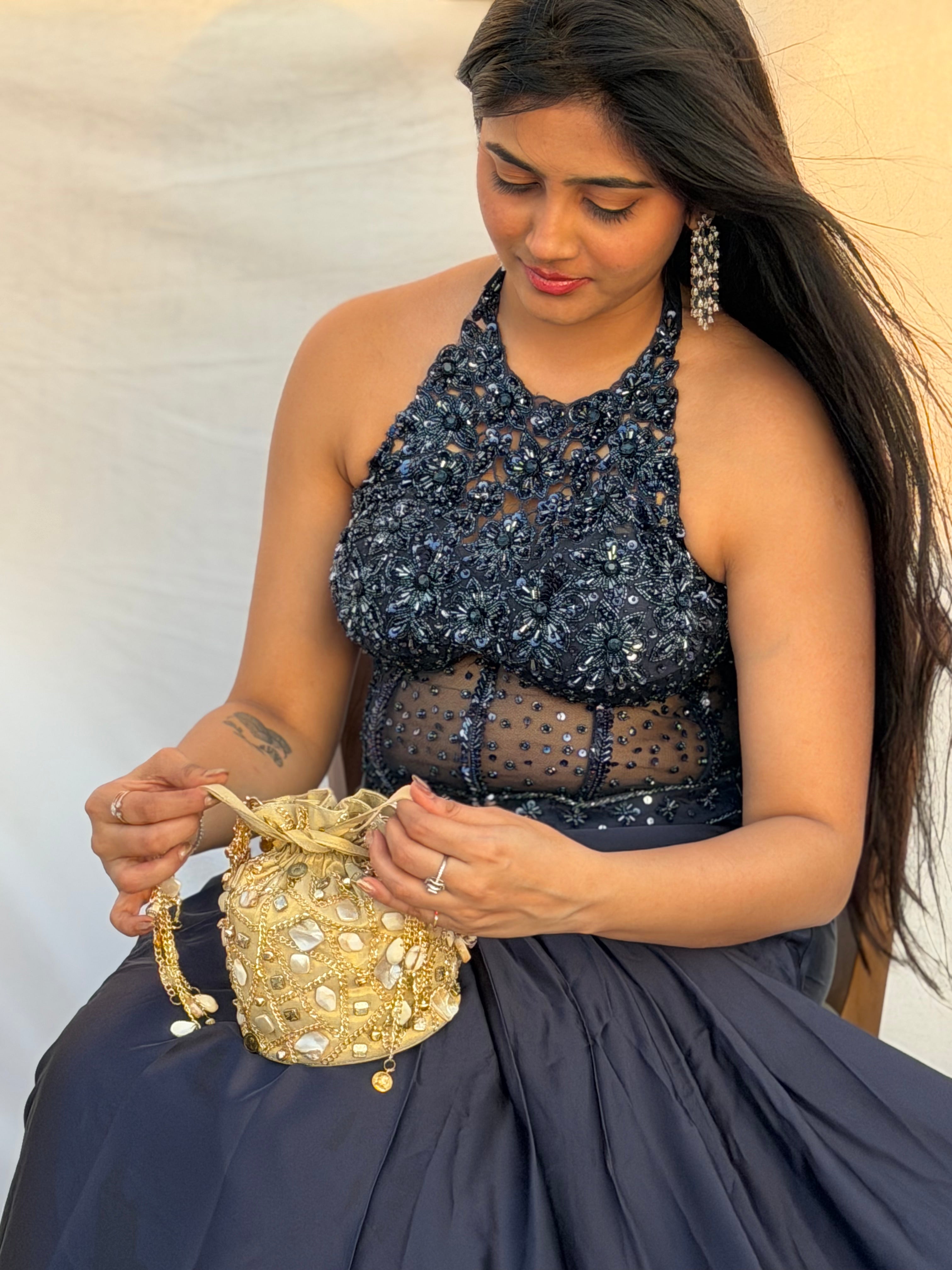 Gold Shell Stone Potli