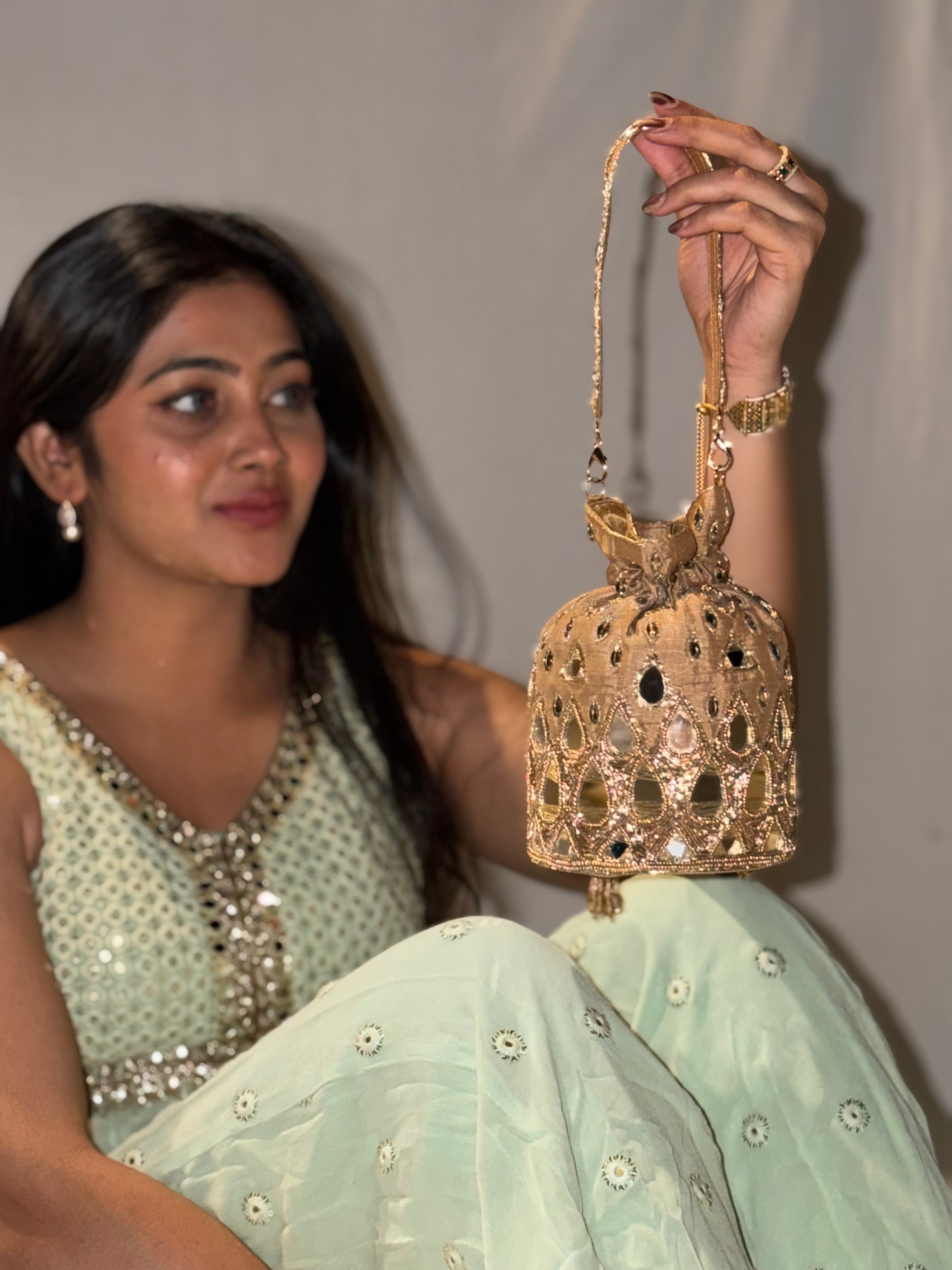 Beige Raindrop Raw Silk Potli