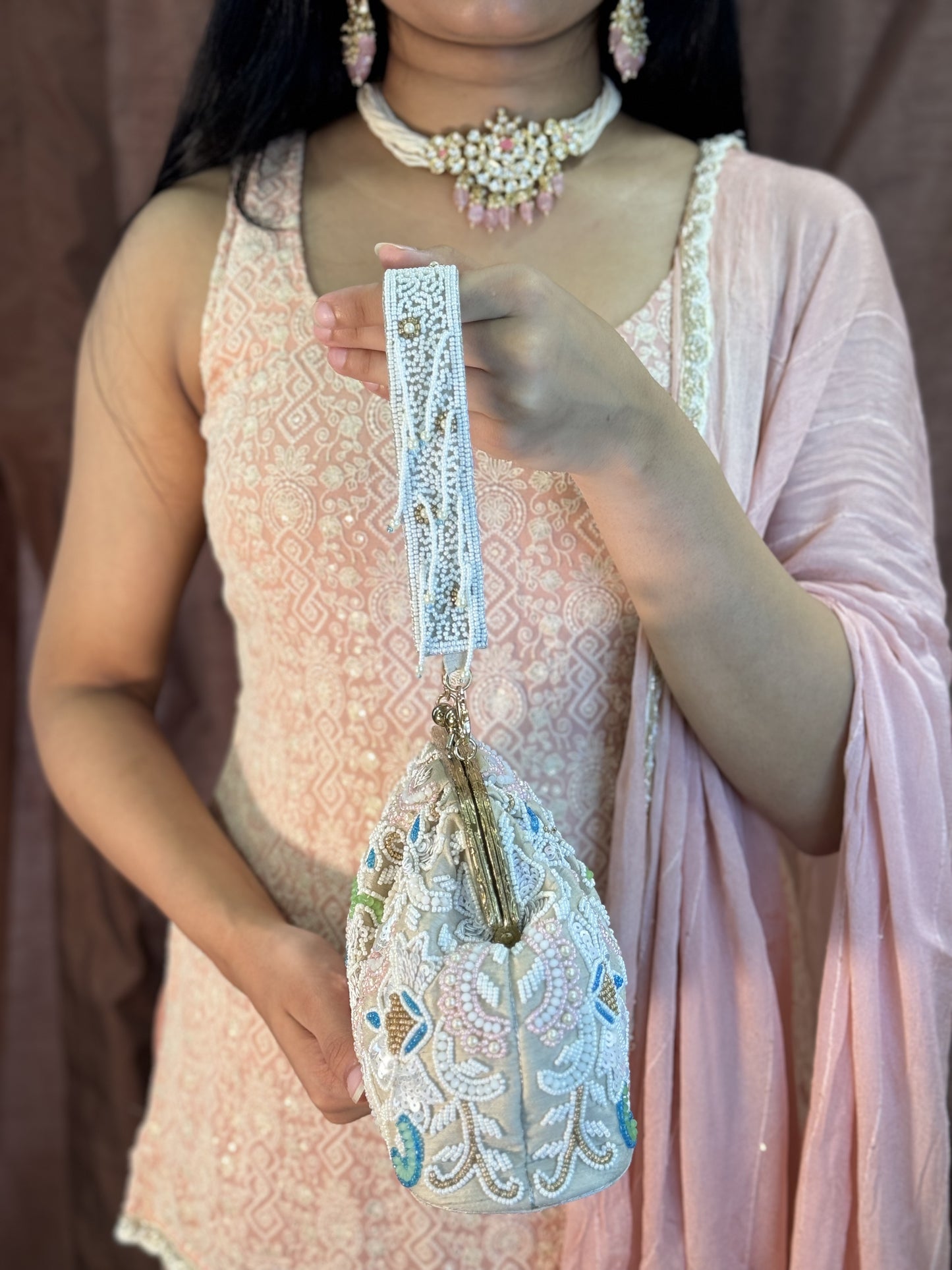 White Floral Elegance Bag