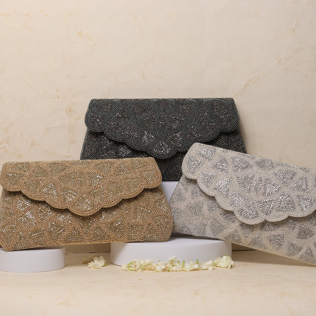 Self colour diamond clutch